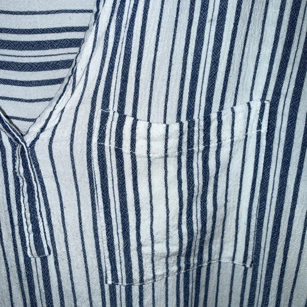 Beachlunchlounge Blue and White Striped Shirt V Neck Pocket Small Petite - Picture 3 of 10
